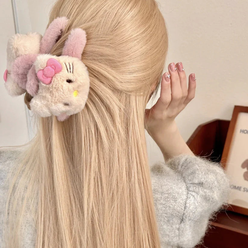 Hellokitty Premium Plushie Claw Clip (No of product 1)